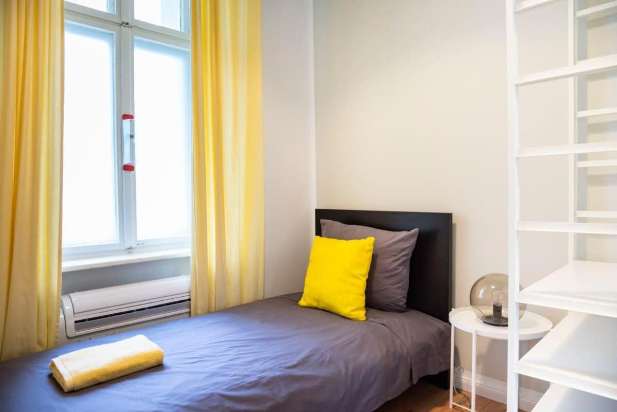 Kudamm Plus Ac Plus Selfcheckin Plus Free Street Parking Berlin Exterior foto